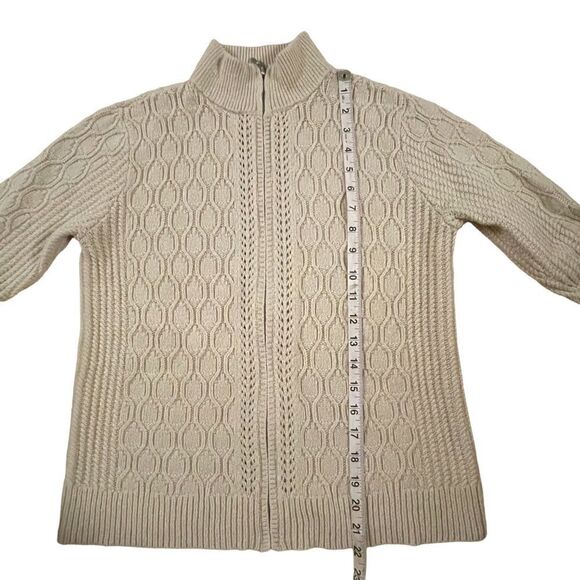 Unbranded ~ ivory cable knit sweater cardigan ~ size Small - Picture 8 of 8
